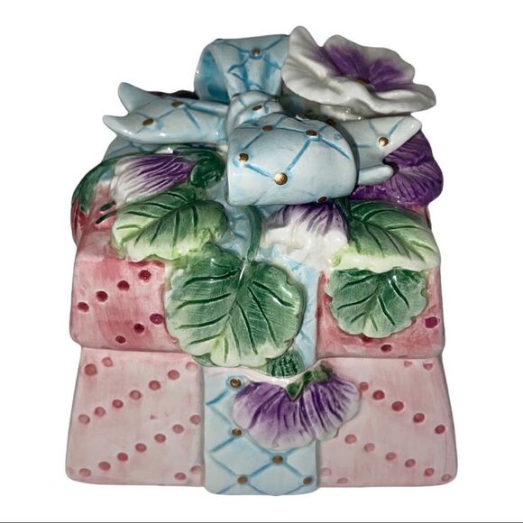 Fitz and Floyd Vintage Essentials Porcelain Blue Floral Square Trinket Box - Picture 6 of 13